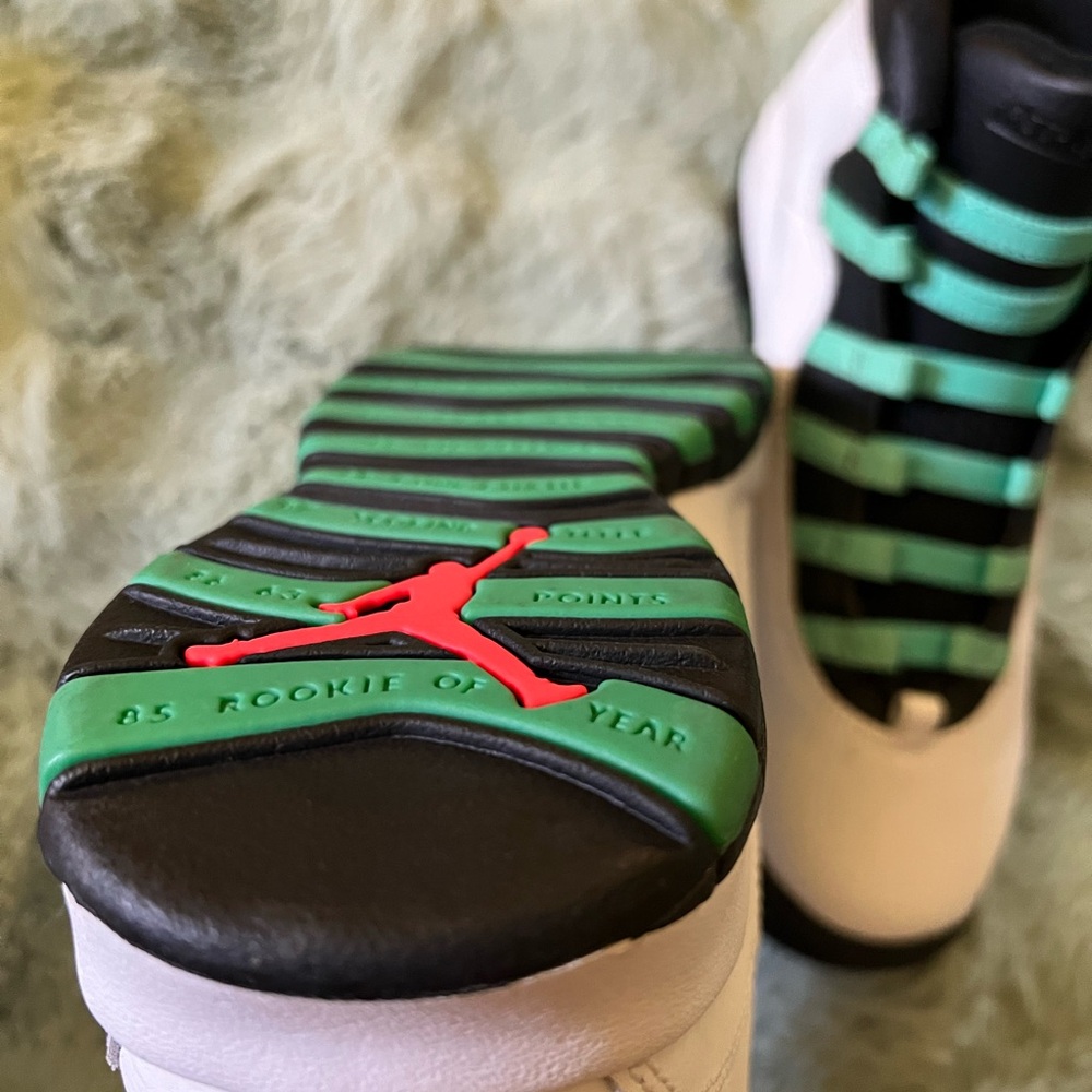 Air Jordan retro 10 verde Sneakers - Picture 5 of 6